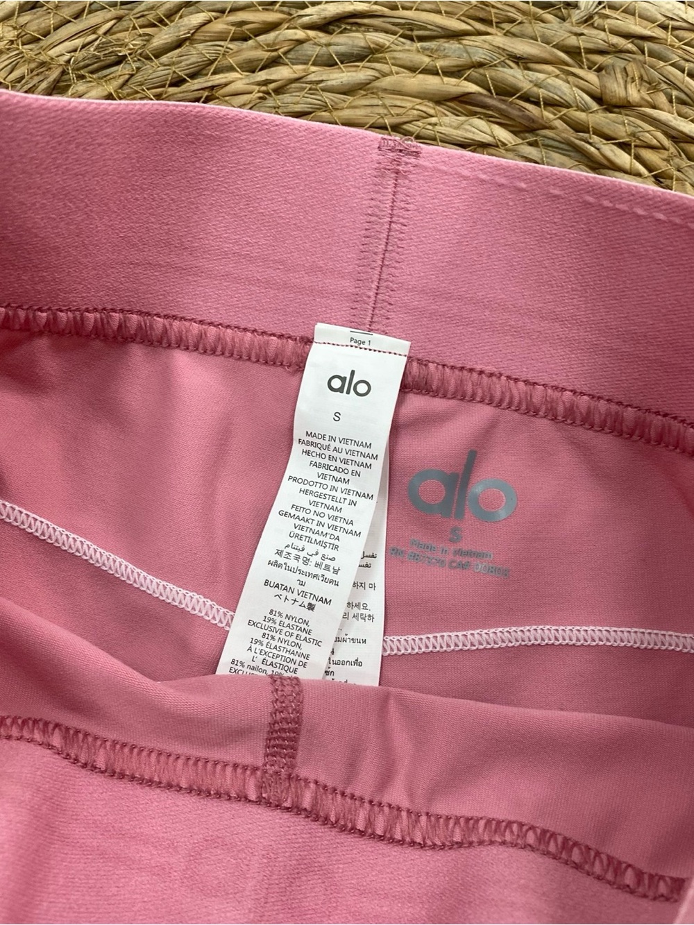 Alo Pink Seam Detail Sports Bra & Legging Set - Picture 7 of 10
